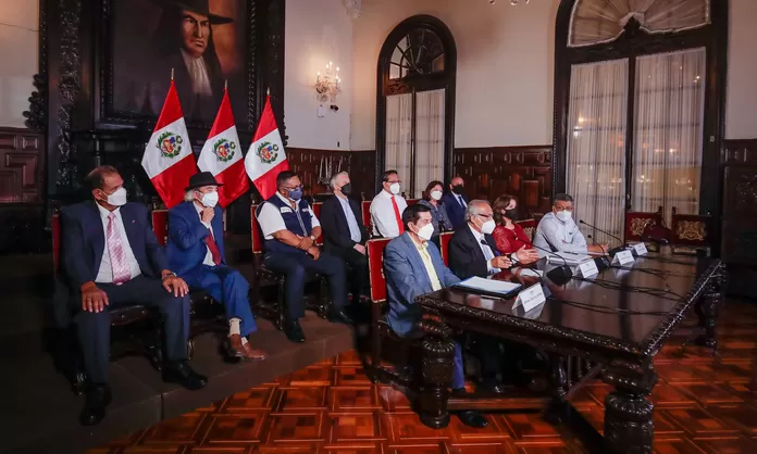 Congresistas Urgen Al Ejecutivo Realizar Cambios En El Gabinete Canal N