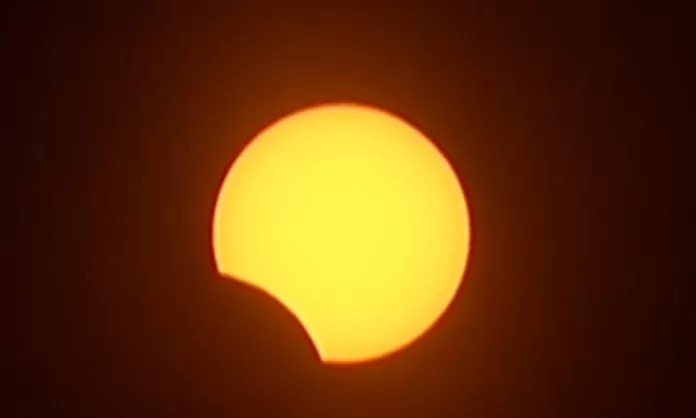 Eclipse Solar As Se Vio El Fen Meno Desde Arequipa Y Gran Parte De