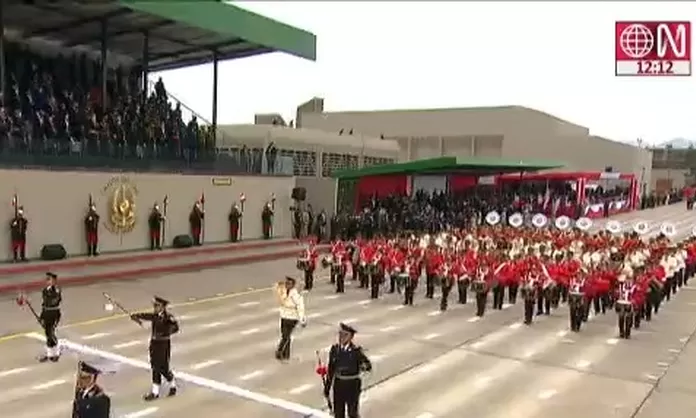 Fiestas Patrias Polic A Nacional Del Per Ingresa Al Desfile C Vico