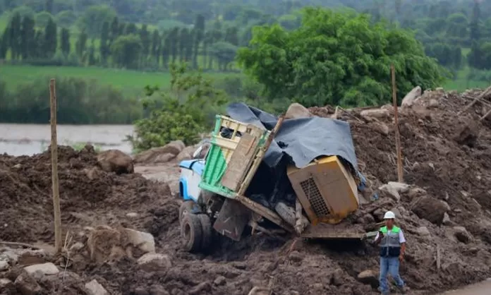 Declaran en emergencia 40 distritos de la región Arequipa por huaicos