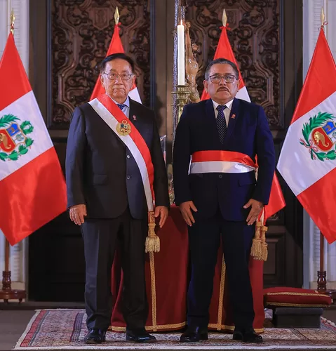 Jorge Marticorena jura como nuevo ministro de Educación