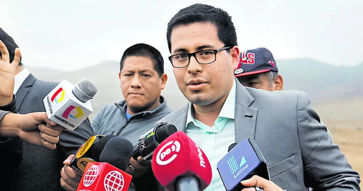 Abogado de Castillo: Ningún aspirante dice que el presidente recibió soborno