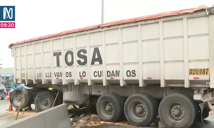 Accidente en Panamericana Sur genera caos vehicular masivo | Canal N