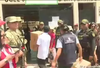 Alcalde Renzo Reggiardo presentó acción de amparo; expertos ven inviable comicios