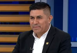 Alex Flores presenta denuncia constitucional contra Santiváñez