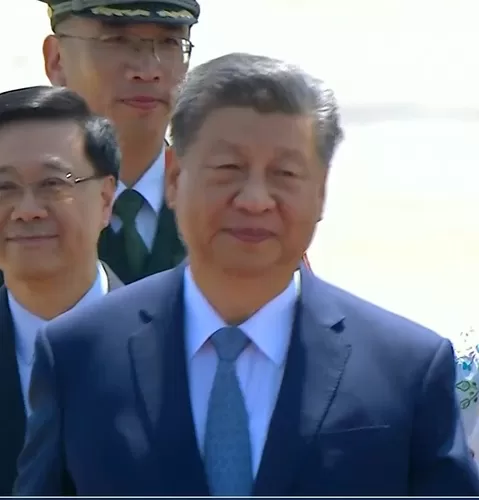 APEC: Presidente de China, Xi Jinping, llegó al Perú