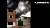 Ate: Incendio consumió varios vehículos en un taller de planchado y pintura - Noticias de navidad