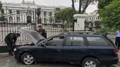 Un vehículo colisionó contra las rejas del Congreso de la República - Noticias de rejas