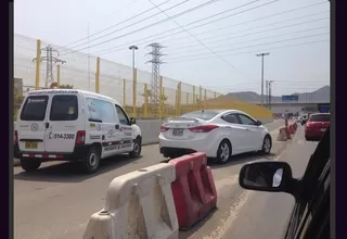 Autos particulares transitan en zona prohibida de Vía Parque Rímac