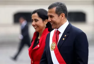 Baño de popularidad: pareja presidencial se rodeó de simpatizantes en Plaza Mayor