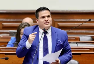 Bazán: Santiváñez no puede seguir en el cargo, no da estabilidad