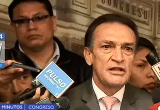 Héctor Becerril: "Keiko salió a decir la verdad, el presidente Vizcarra no"