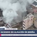 Confinan incendio en almac&eacute;n en Bre&ntilde;a