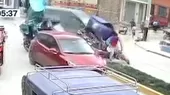 Cajamarca: Minivan chocó a varios vehículos y atropelló a peatones  - Noticias de minivan