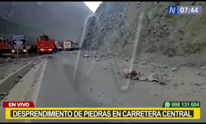 Carretera Central: Desprendimiento de rocas en algunos tramos tras ...