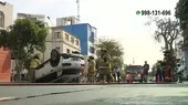 Cercado de Lima: Mujer quedó herida tras choque y volcadura de su camioneta - Noticias de heridos