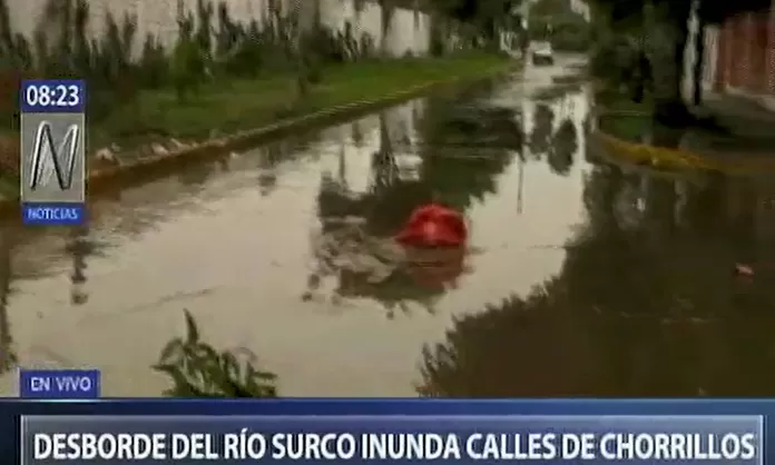 Chorrillos Desborde Del Río Surco Inundó Calles De Urbanización Matellini Canal N 3157