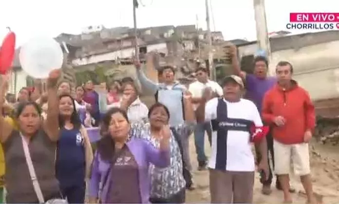 Chorrillos: Protestan por obra de saneamiento inconclusa | Canal N