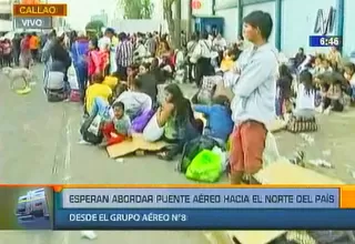 Cientos de personas esperan en las afueras del Grupo Aéreo N° 8