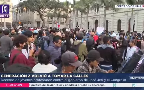 Colectivos juveniles volvieron a las calles del Centro de Lima