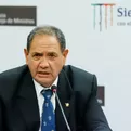 Congresista Chirinos pide que se investigue al ministro José Gavidia