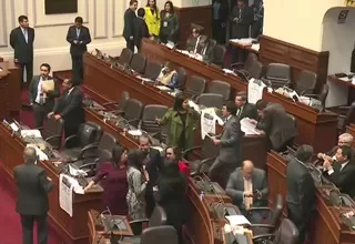 Congreso: exigen se debata derogatoria de 'Ley Oviedo' y Salaverry suspende el Pleno