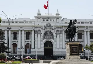 Congreso: Comisión de Constitución aprobó que expresidentes no salgan del país por un año