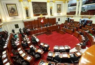 Familiares de legisladores trabajan en el Congreso pese a que ley lo prohíbe