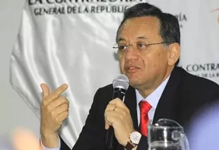 Contralor Edgar Alarcón se presenta ante la Comisión de Defensa