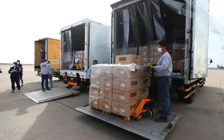 Resultado de imagen para gobierno peruano distribuye 90 toneladas de suministros médicos