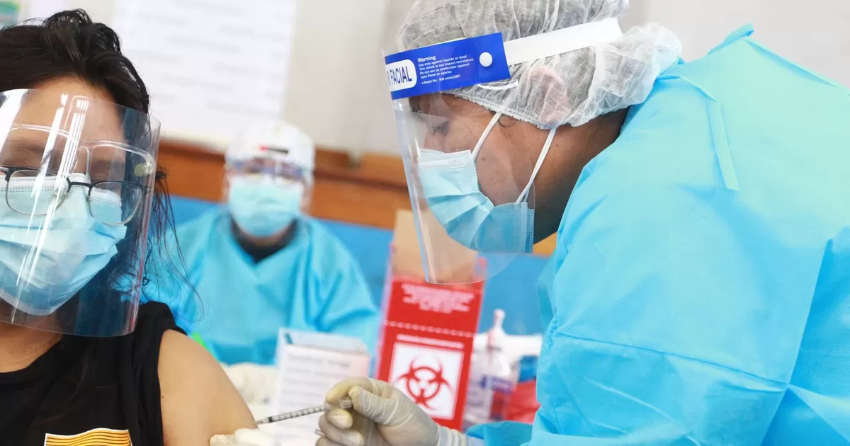 Cuarta dosis: “Es una vacuna segura”, afirma exministro Cevallos
