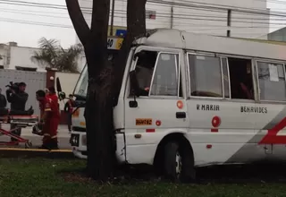 Cúster de Orión dejó diez heridos tras chocar contra un árbol en Surco