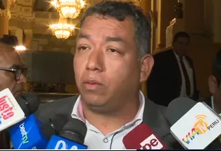 Darwin Espinoza aseguró que se mantiene como vocero: "No tengo que renunciar"