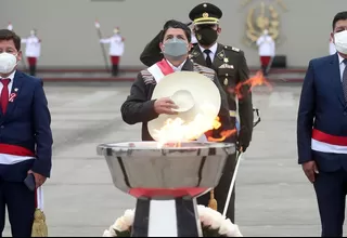 Desfile cívico-militar: Homenajean a los caídos por la pandemia y actos terroristas