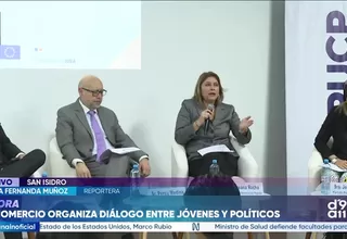 Diputados participan en encuentro con universitarios organizado por El Comercio