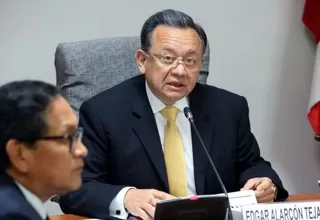 Edgar Alarcón compró vehículos a proveedor de la Contraloría