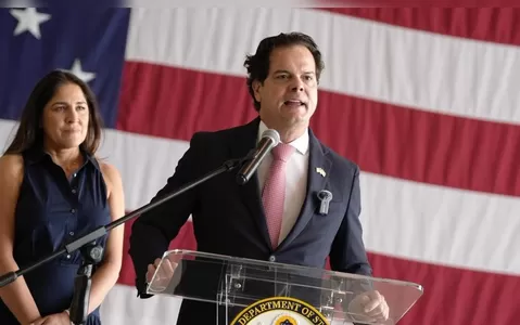 Embajador de Estados Unidos en Perú se reúne con José María Balcázar en Palacio