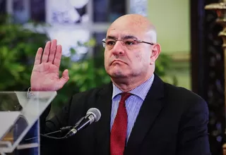 Carlos Díaz sustenta legalidad de la compra de aviones F-16 ante paralización del contrato