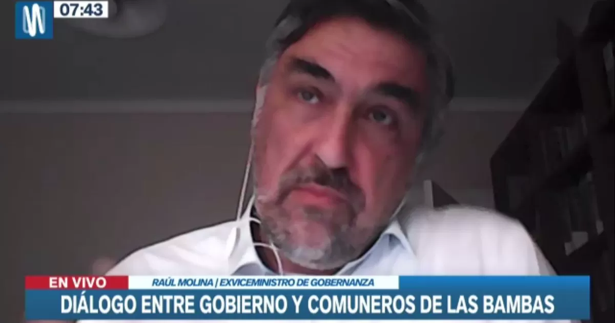 Exviceministro Molina: Gobierno tuvo poca claridad de conjunto en los conflictos sociales