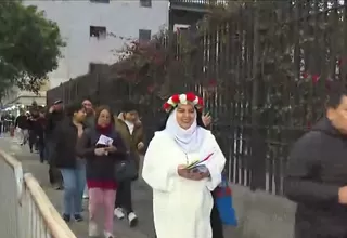 Fieles acuden al santuario de Santa Rosa de Lima desde temprano