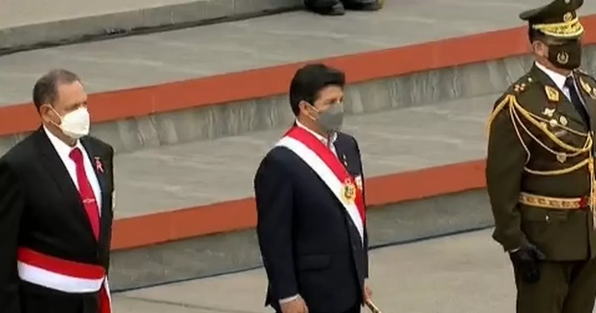 Fiestas Patrias: Culmina Desfile Y Parada Militar