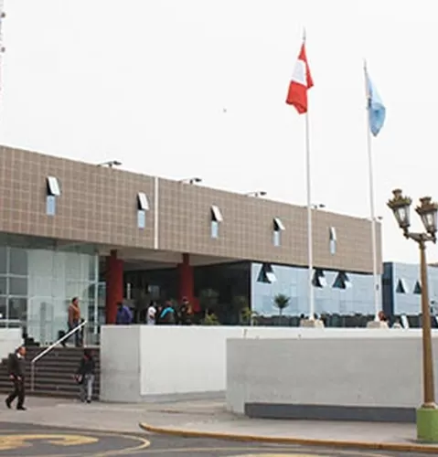 Fiscalía allana municipio del Callao y viviendas de Pedro Spadaro y César Pérez