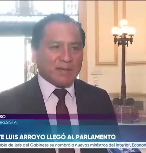 Flavio Cruz señala sorpresa por cambios en gabinete y evalúa voto de confianza