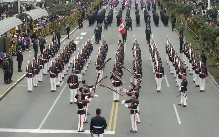 Así Se Desarrolló La Gran Parada Cívico Militar Canal N 8972