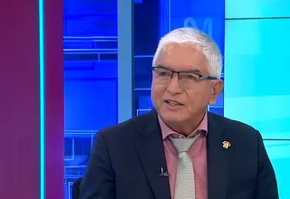 Héctor Acuña cuestiona sueldos altos de asesores en el Congreso