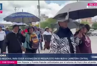 Huancayo cumple segundo día de paro y exige presupuesto para nueva carretera central
