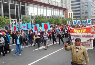 Huelga de profesores: PNP restableció tránsito en Av. Abancay tras retiro de docentes