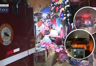 Incendio en Mesa Redonda: Presencia de ambulantes dificultó ingreso de los bomberos