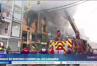 Incendio en Gamarra moviliza a bomberos y genera alarma en La Victoria