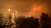 Rímac: Video muestra cómo bomberos combatieron llamas en interior de mercado de flores - Noticias de incendio